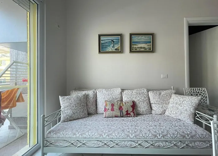 Ave Apartments