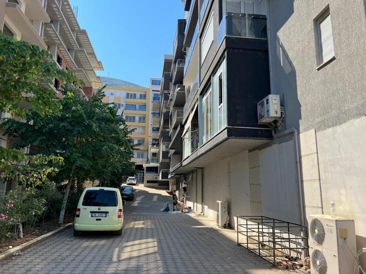 Ave Vlorë